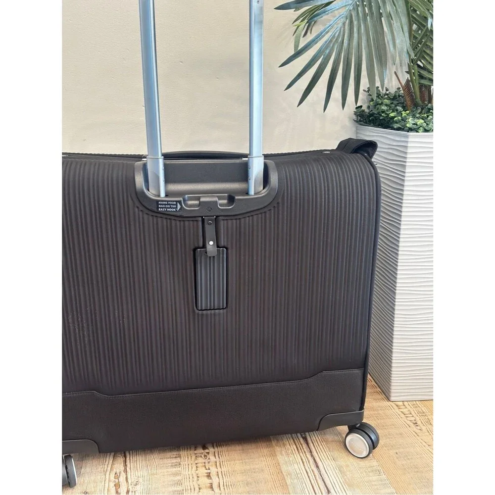 Samsonite Silhouette 18 22
